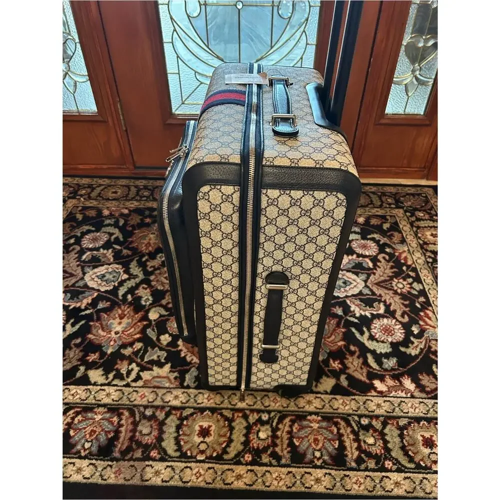 Gucci Savoy, GG Supreme suitcase, iconic blue/red web stripe made in Italy